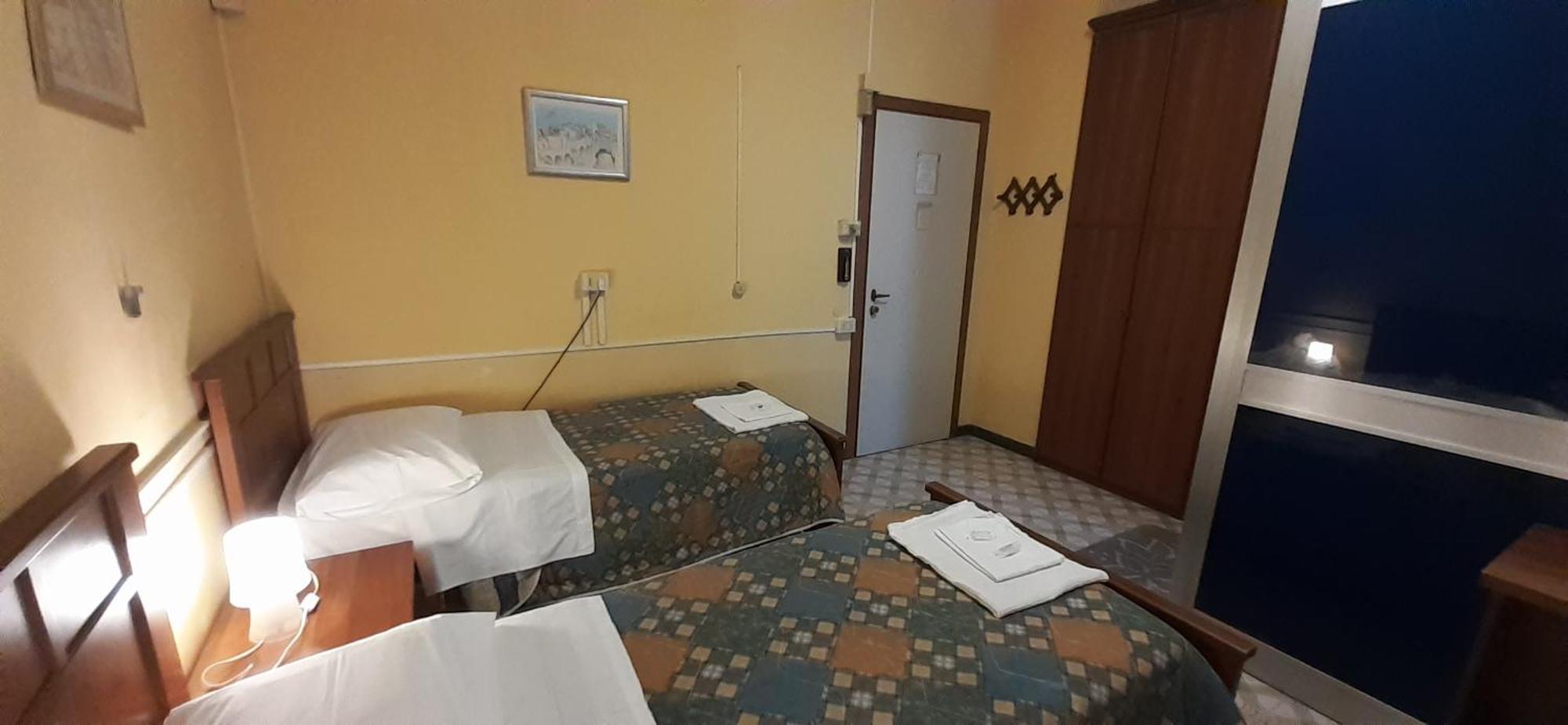 Albergo Da Peppino Poggio Mirteto Bagian luar foto